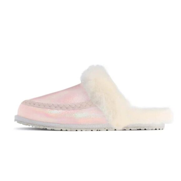 Manitobah  Women's Cabin Slides Slippers Sheepskin Pink  7 - Picture 2 of 3